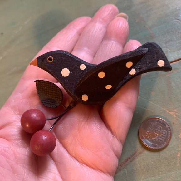 Rare Vintage 70's Painted Black Polka Dot Bird & Cherries Brooch - Handmade - Picture 5 of 9